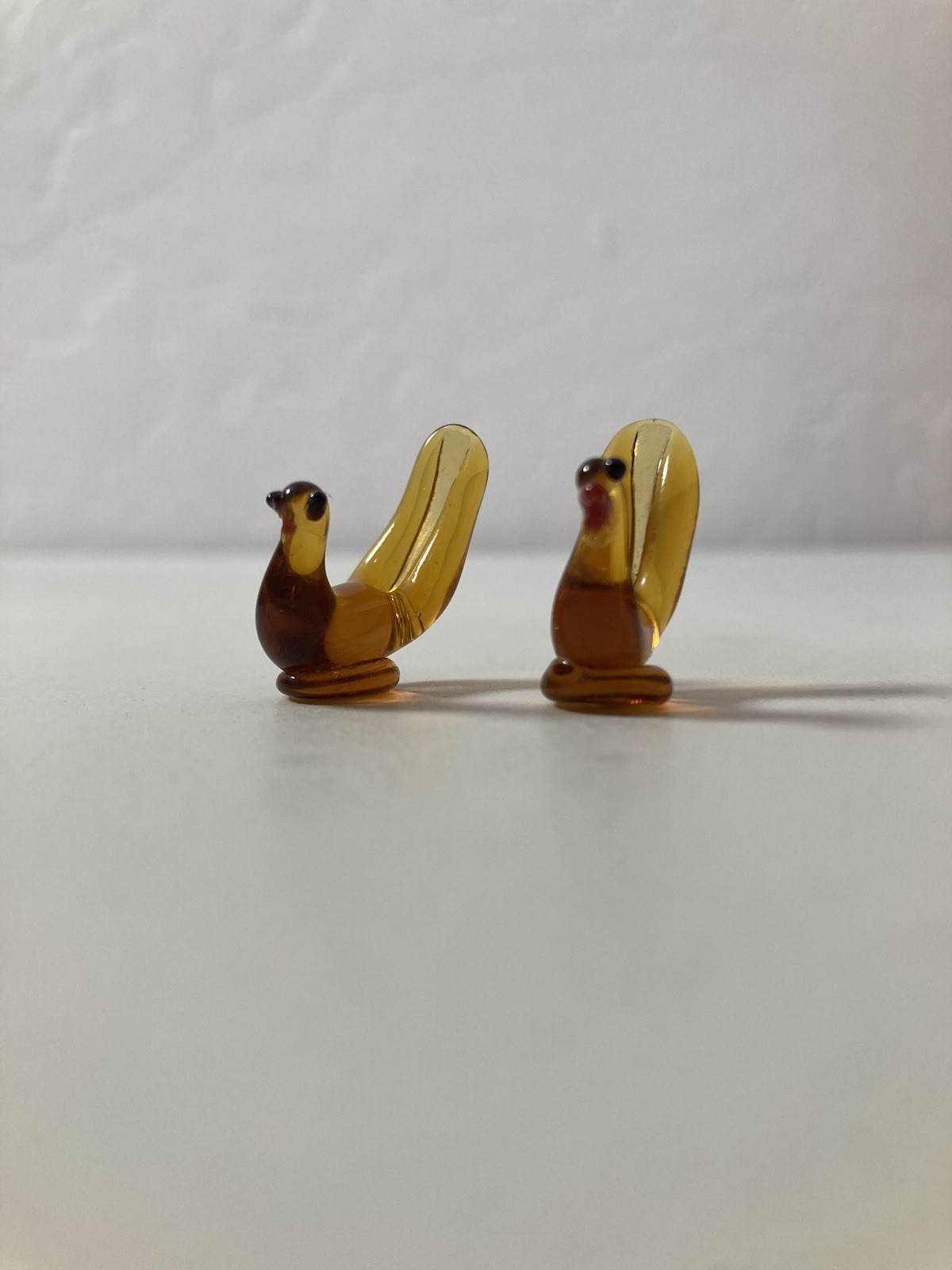 Vintage Tiny Hand Blown Glass Miniature Chicken Bird Figurine Trinkets Pair