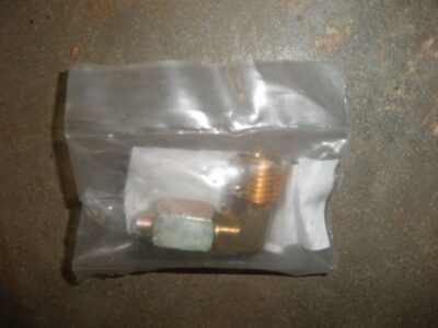 Brass Fitting 1/4'' NPT Male to 1/4 Tube Flare Elbow 4730-00-540-1861 Mil-Spec
