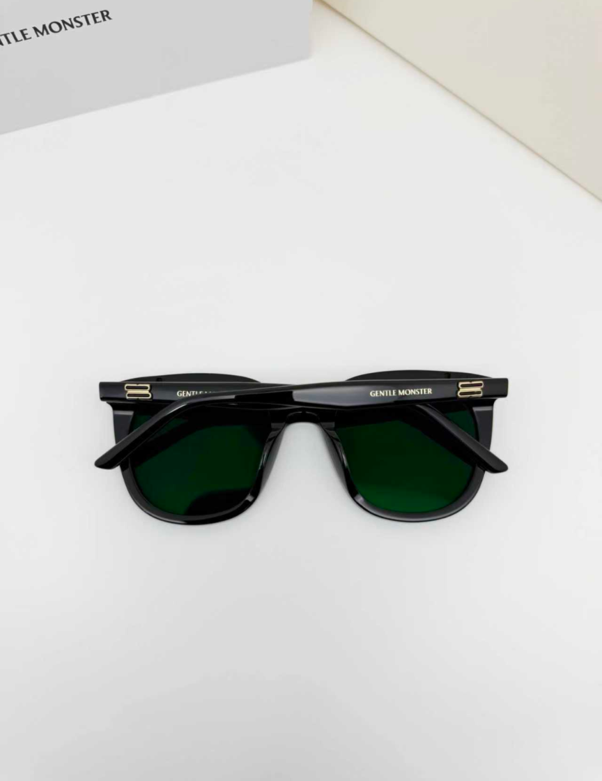 【美品】GENTLE MONSTER　Lang 01 Gentle Monster Lady Lang 01 Sunglasses Black With Case New | eBay