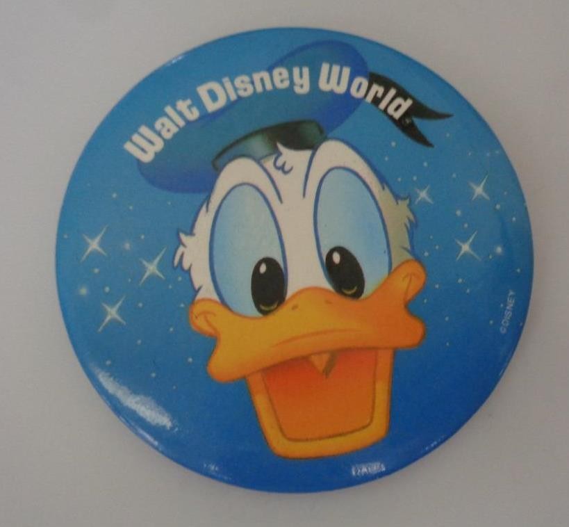 Walt Disney World Donald Duck Button Pin