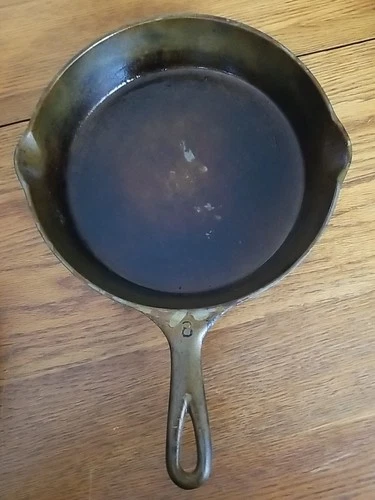 Wagner Ware, 10 1/2 Inch Dia Cast Iron Skillet, Made in USA #1058E