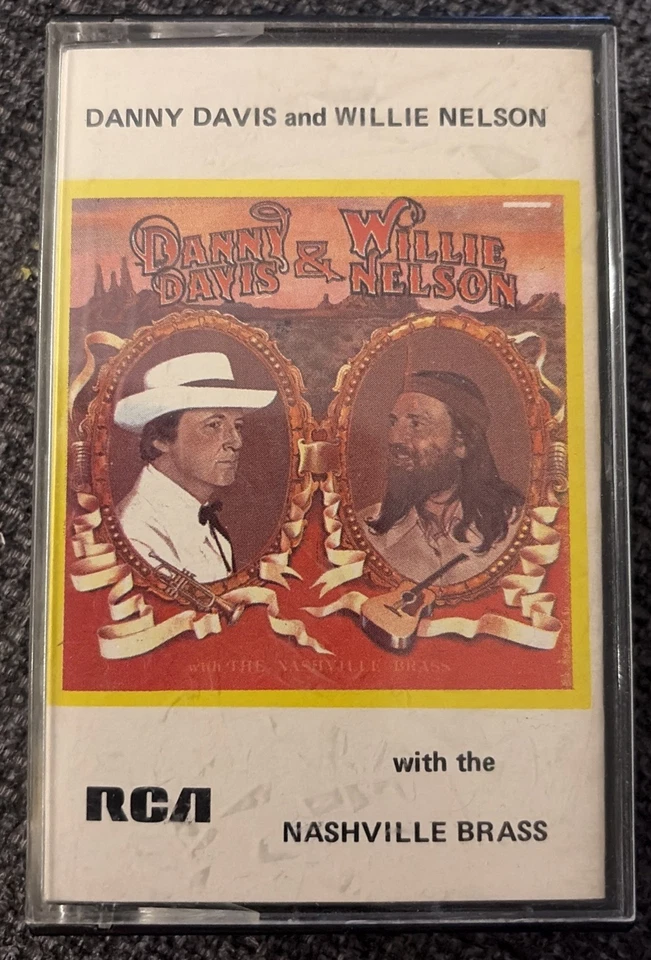 Danny Davis and Willie Nelson Nashville Brass MC Cassette RCA 1980 gebraucht