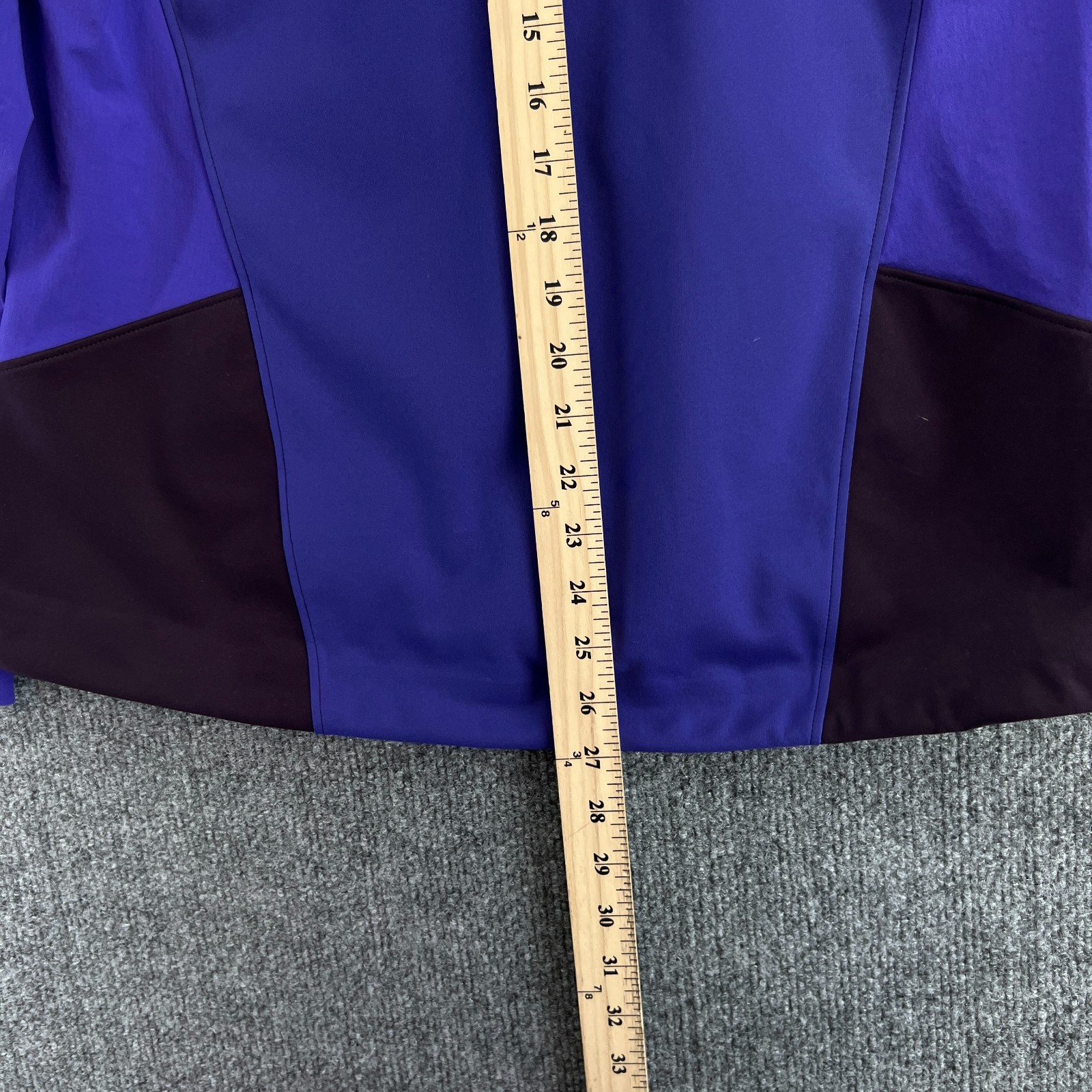 North Face Women's MEDIUM Windwall Softshell Jack… - image 11