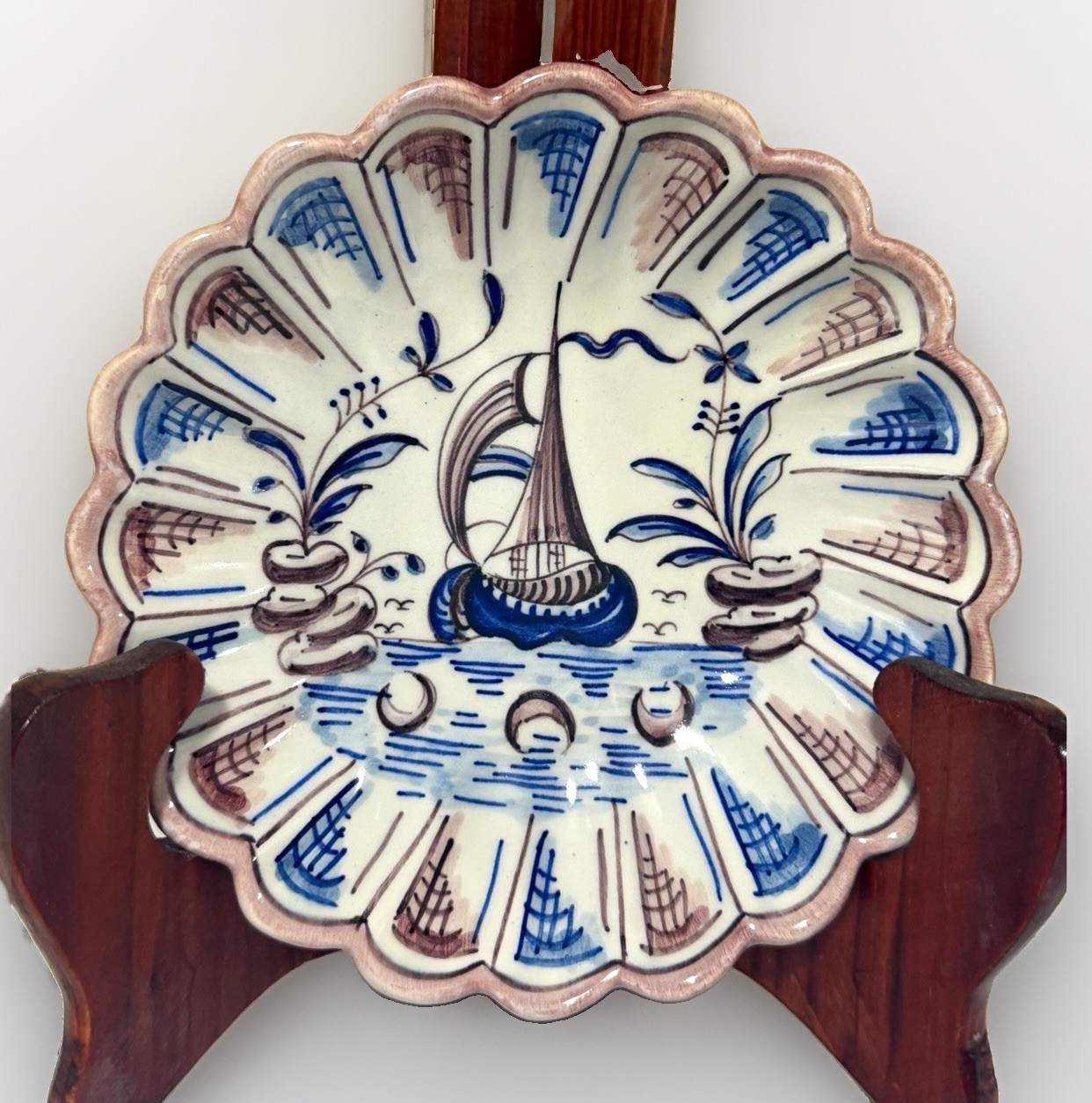 Outeiro Hand-Painted Blue & White Sailboat Scalloped Plate Portugal MPN 179
