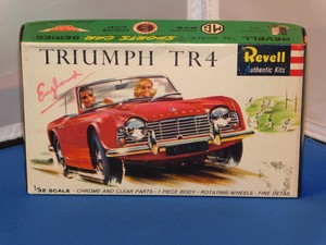 Vintage Revell Triumph Tr4 Car Model Kit With Box 132 Scale Kith