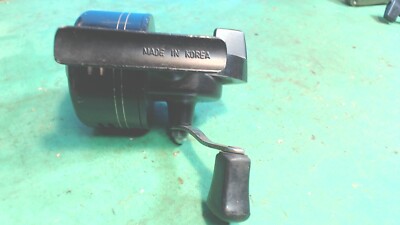 Vintage-= DAIWA-9300C- Fishing Reel -good shape and condition