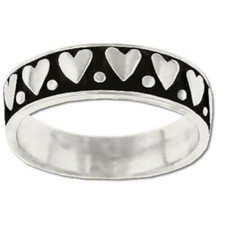 925 Sterling Silver Oxidized Hearts In A Row Band Ring