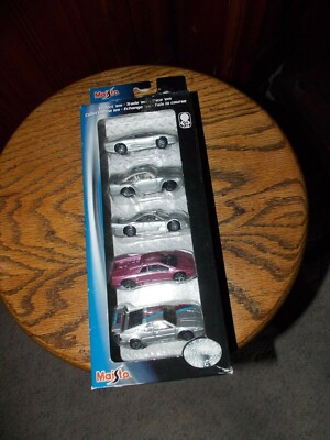 Maistor Max Speed 5 Star Series 2001 5 mini cars original