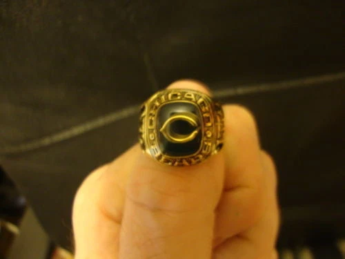 CHICAGO BEARS BALFOUR RING WITH HOLOGRAM IN OFFICIAL BOX SIZE 9 - Image 2 of 4