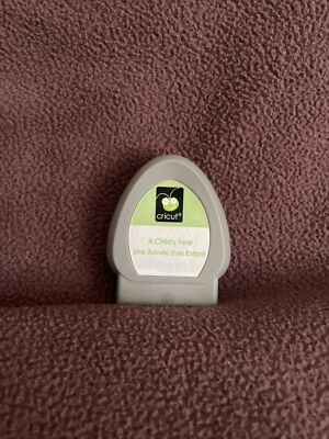 Cricut Cartridge A Childs Year Baby Stages Milestones  Cart Unknown Link Status