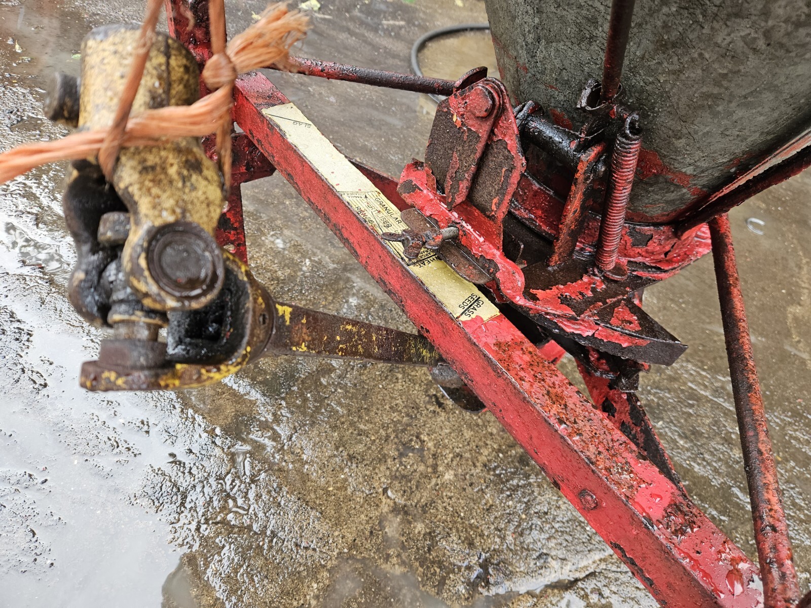 TEAGLE FERTILISER SPREADER. eBay