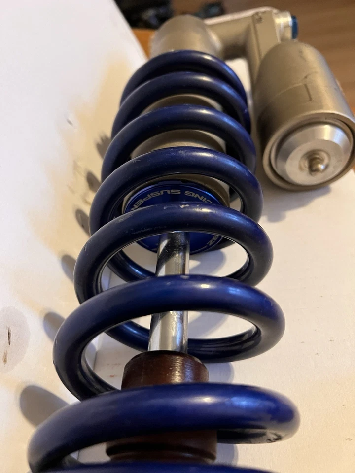 Amortiguador trasero Yamaha YZ450 2014 Foto 2 de 3