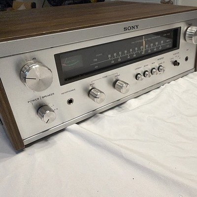 Sony STR-7015 Vintage FM Stereo FM-AM Receiver w/ Wood Case Cabinet