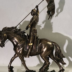 saint joan of arc statue