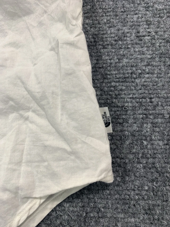 Camisa pulóver ligera manga corta pequeña The North Face para mujer 1/4 botón Foto 4 de 4