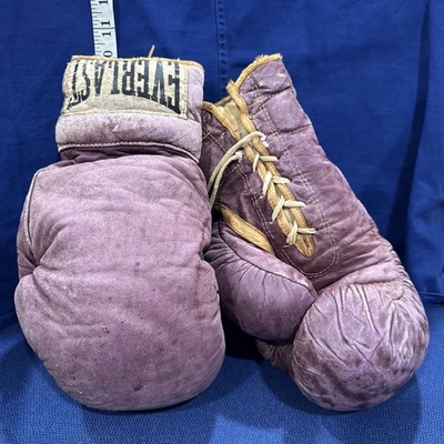 VINTAGE 80s EVERLAST 2712 LEATHER BOXING GLOVES Golden Gloves RARE