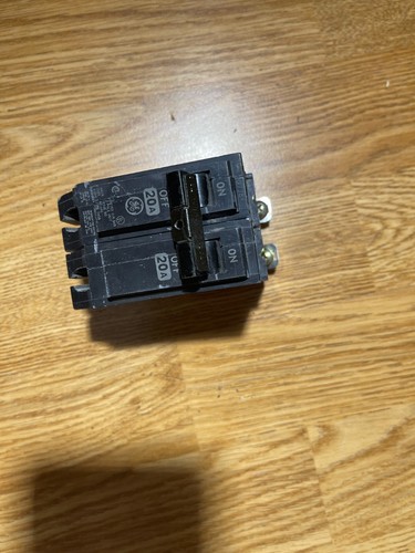 GE Circuit Breaker THHQB2120 2Pole 20Amp 120/240V THHQB & Bolt-On NEW! - Picture 2 of 2