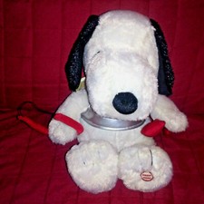 Hallmark CUPID SNOOPY Sound  Motion Dog Sitting White Animated Plush with Wings