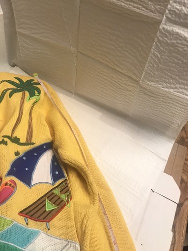 Quacker Factory Cardigan Button Front Size Small Yellow Pool Side with drinks - Picture 9 of 12