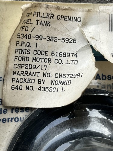 Ford Escort MK4 Van New Genuine NOS fuel cap 6168974 - Picture 2 of 2