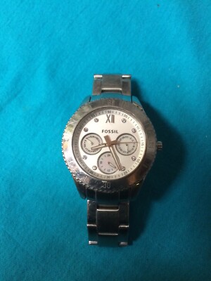 Ladies Fossil Stella Multi-function Analog Watch With Silver Face