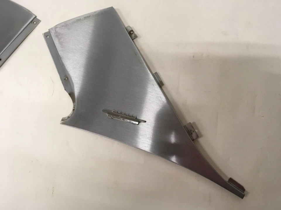 58 Cadillac Seville Deville Eldorado Biarritz techo trasero pilar moldura de acero inoxidable  Foto 4 de 4