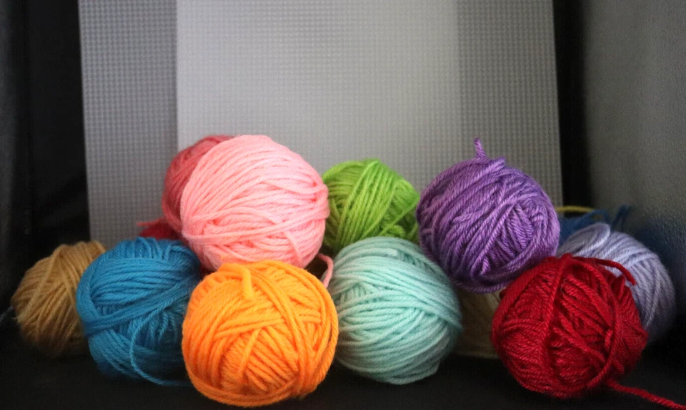 NEEDLEPOINT KIT D.I.Y. ALL INCLUDED FOR 5 BABY BLOCKS YARN CANVAS INSTRUCTIONS - Image 4 of 4