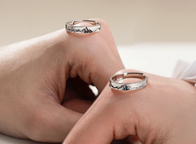 Platinum plated couple rings deals