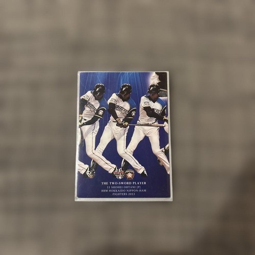 Shohei Ohtani 2013 BBM THE TWO-SWORD PLAYER Baseball Trading Card
