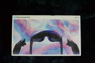 Brand new Meta Quest Pro 256gb vr headset with touch pro controllers