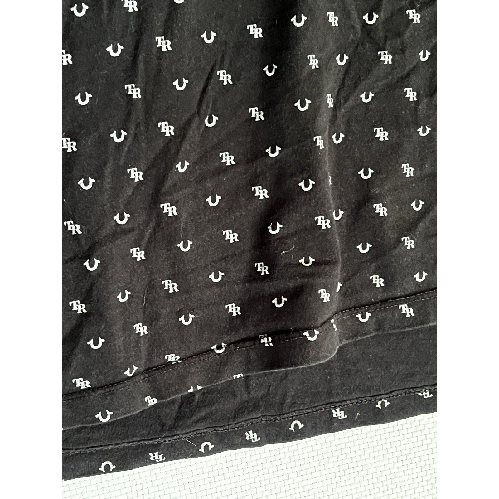 True Religion Mens XXXL Black All Over Horseshoe … - image 3