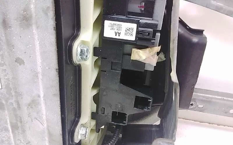 BATERÍA AA038AP1 / 2581862 PARA TOYOTA YARIS HYBRID FEEL Foto 3 de 4