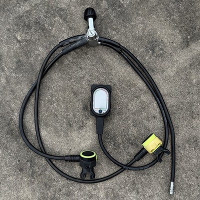 Oceanic Scuba Regulator Set with DataMax Pro Computer