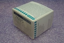 SIEMENS 2005 R10-E1Y4-U700 RELAY NEW OLD STOCK / NOS