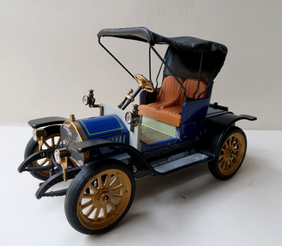 Schuco 1228, Opel Doktor Wagen - Free Price Guide & Review