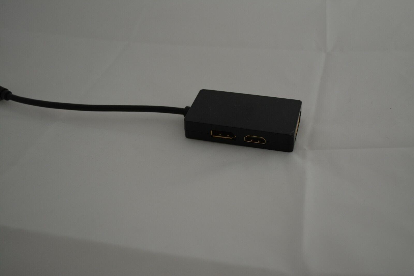 Cable Matters Mini DisplayPort to HDMI Adapter with VGA and DVI 3-in-1 Adapter