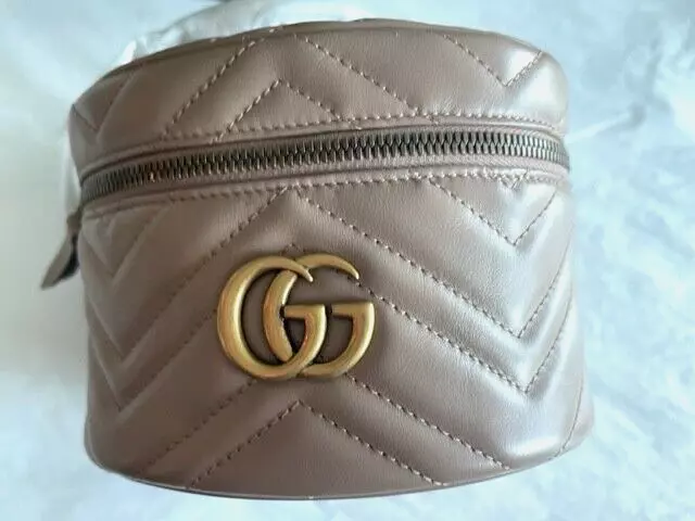 Gucci GG Marmont Camera Bag Matelasse Mini White in Leather with ANTIQUE  GOLDTONE - US