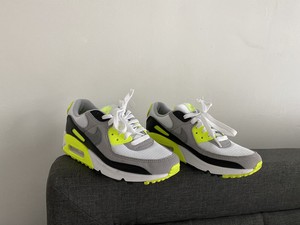 nike air max 90 ltr white particle grey volt