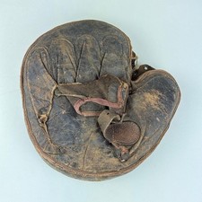 1920s Antique Leather Catcher's Mitt Fully Paded Pillow Style