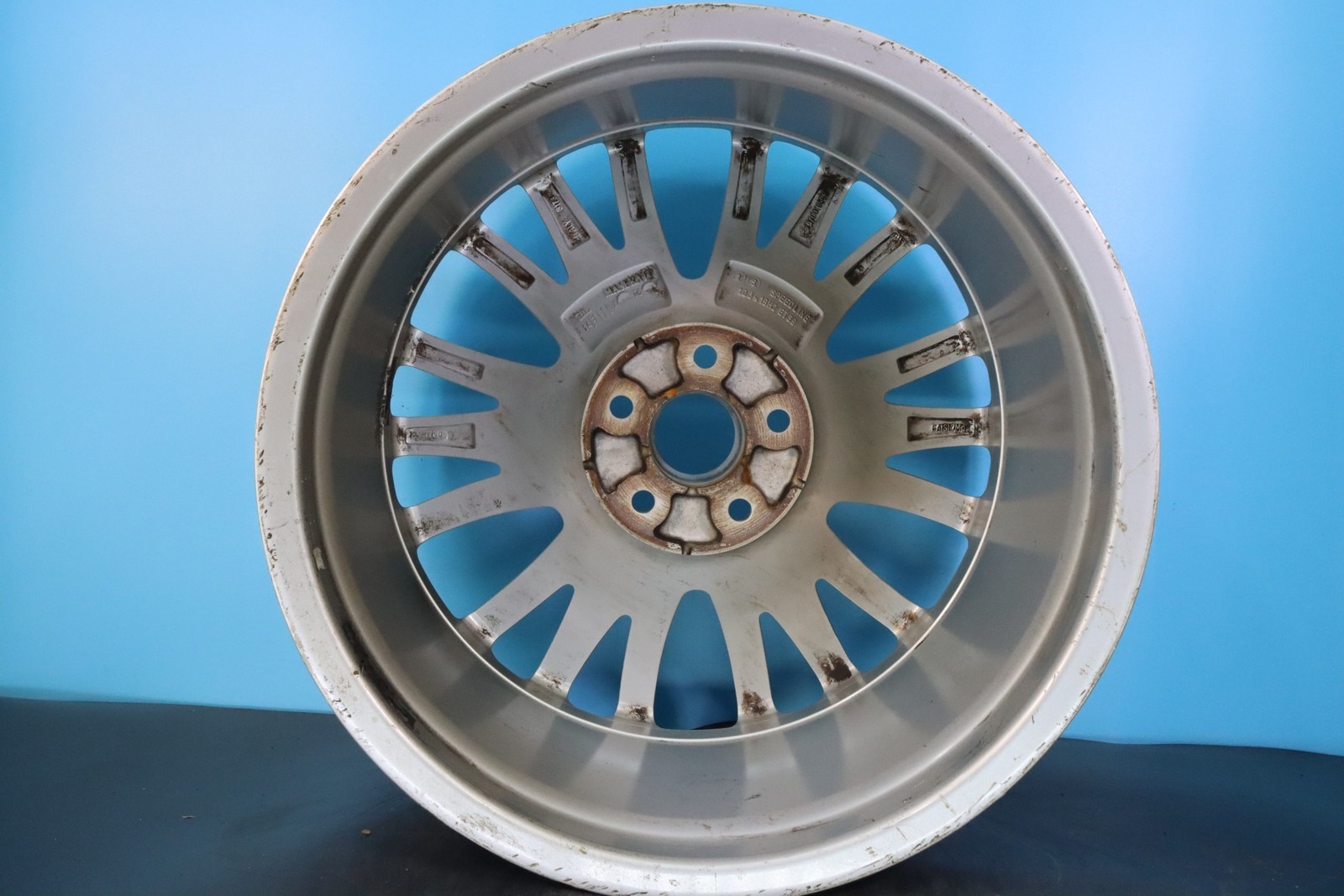 Maserati Quattroporte 2014 15 16 17 2018 19" OEM Rim Wheel Rear 96688 670010509 