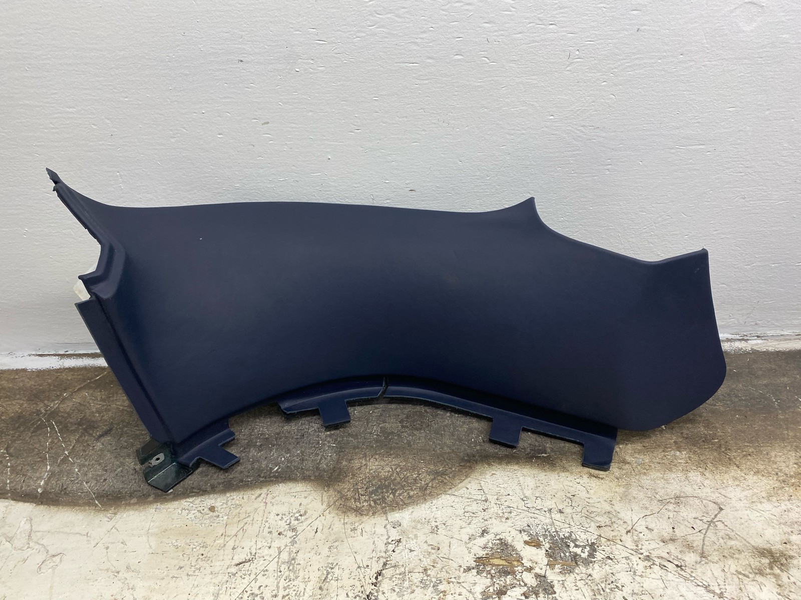 2010-2020 BENTLEY MULSANNE OEM REAR LEFT DRIVER TRUNK D PILLAR TRIM COVER PANEL