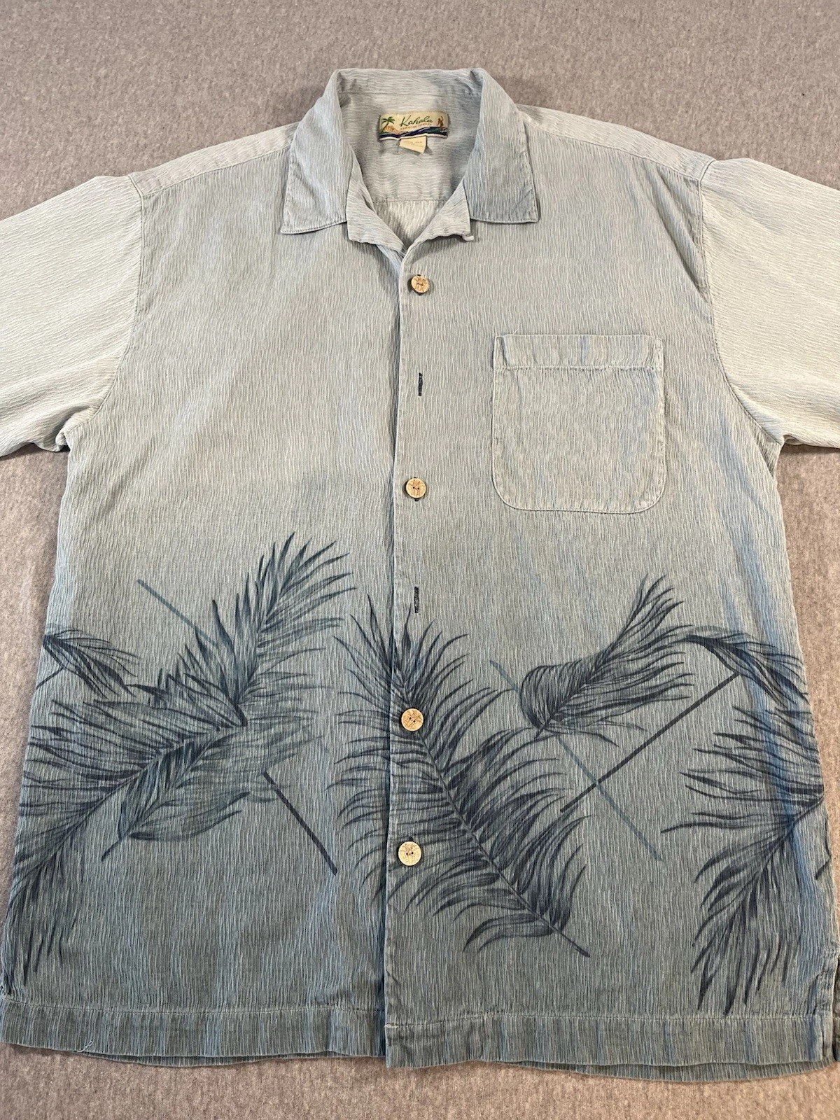 Kahala Hawaiian Islands 100% Silk LT Blue Crinkle Weave Hawaiian Shirt Men’s M