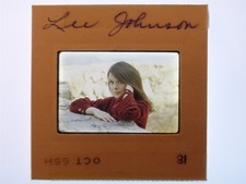 RHE2-548 JOAN BLACKMAN 1965 ORIGINAL LEE JOHNSON COVER SHOOT 35MM COLOR SLIDE