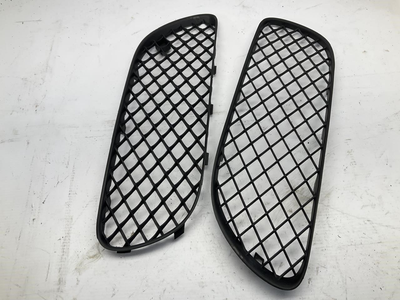 Bentley Continental GT 2004-2008 FRONT+LEFT, RIGHT+LOWER Grille P/N 210272904