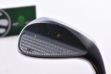 Vega VWX Gap Wedge / 52 Degree / Stiff Flex Dynamic Gold S400 Shaft