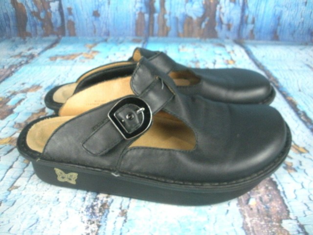 alegria open back clogs