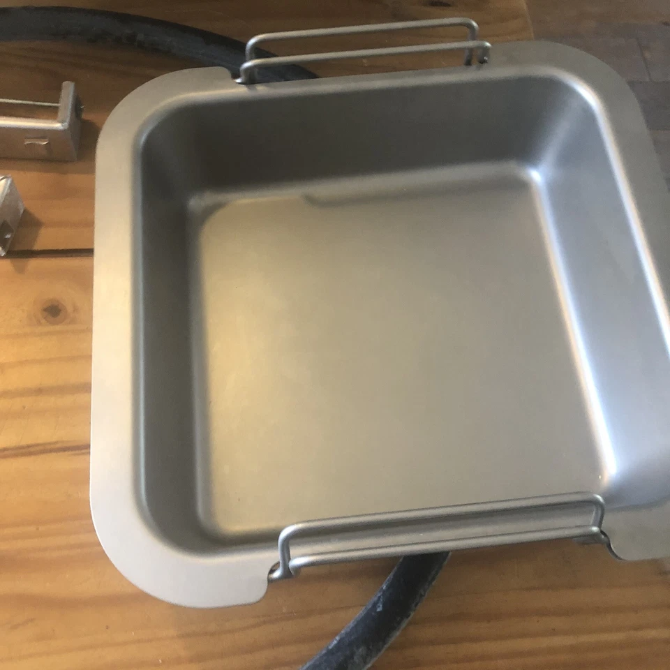 Wolf IS15/S 15” Módulo de vapor eléctrico de acero inoxidable encimera incorporada Foto 2 de 4