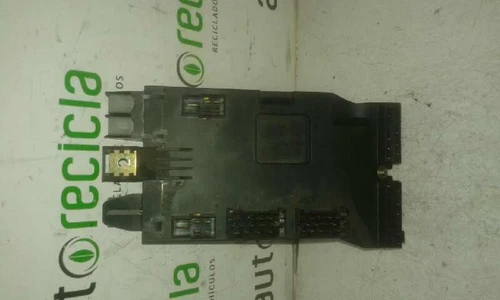 Caja Reles/Fusibles para MERCEDES-BENZ SPRINTER FURGÓN 2004 205041 - Imagen 2 de 8