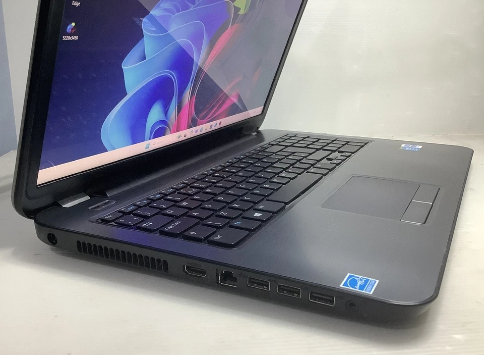 17.3”DELL Inspiron 5721,INTEL CORE i7@2.00GHz,16GB RAM,240GB SSD,WIN 11 PRO 25H2 - Image 2 of 4