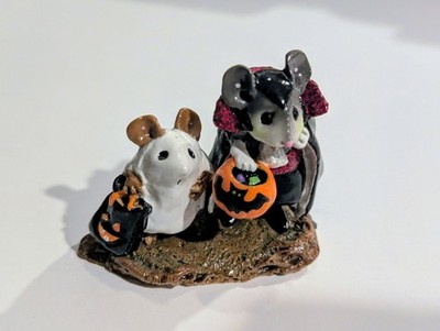 Wee Forest Folk Retired Halloween Figurine M-284 - Two Scared Spooks